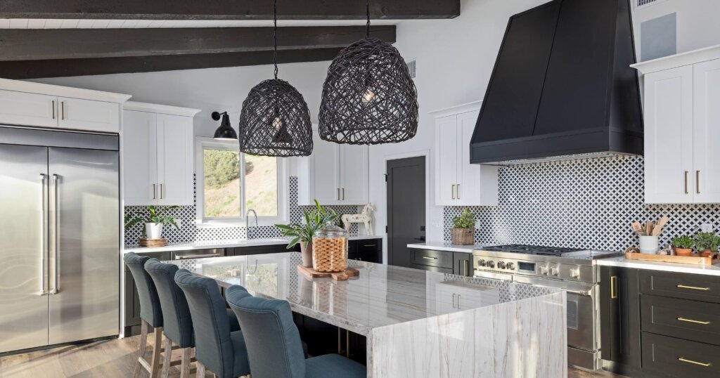 Statement lighting in a kitchen