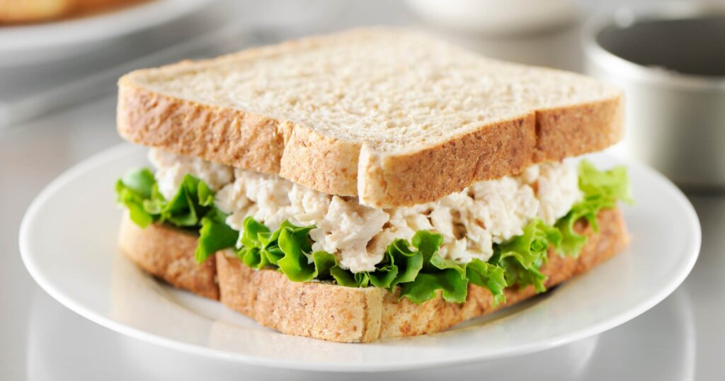 Tuna salad with Greek yogurt
