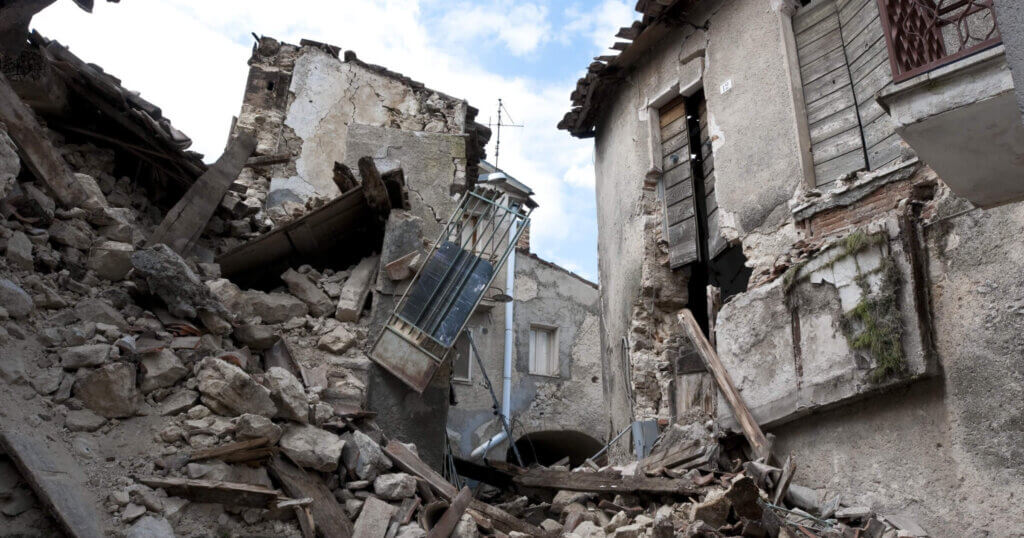 earthquake damage