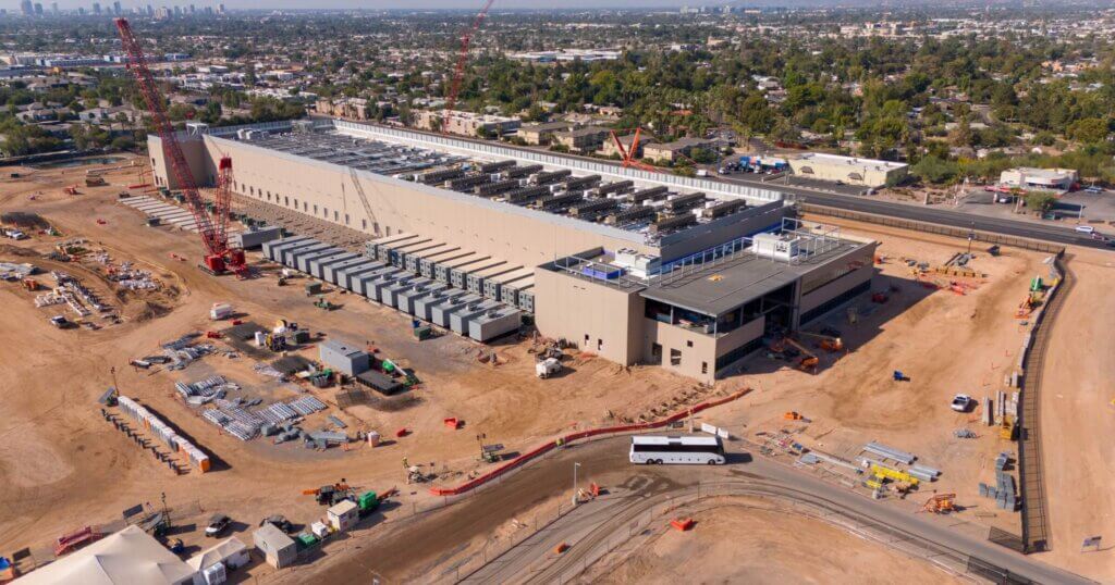 PHOENIX, US - Nov 09, 2023: An aerial view of the QTS Data center under construction in Phoenix, Arizona.
