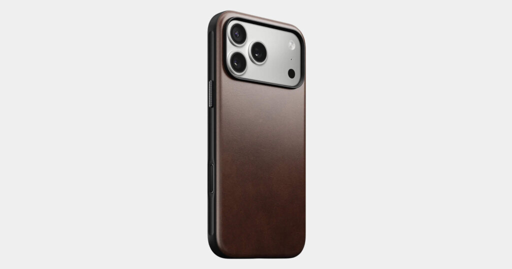 Nomad leather phone case with MagSafe