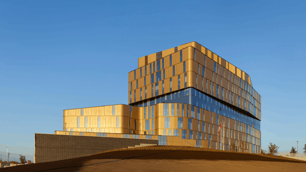 The The York University Markham Campus (YUMC) is a multi-level academic tower.