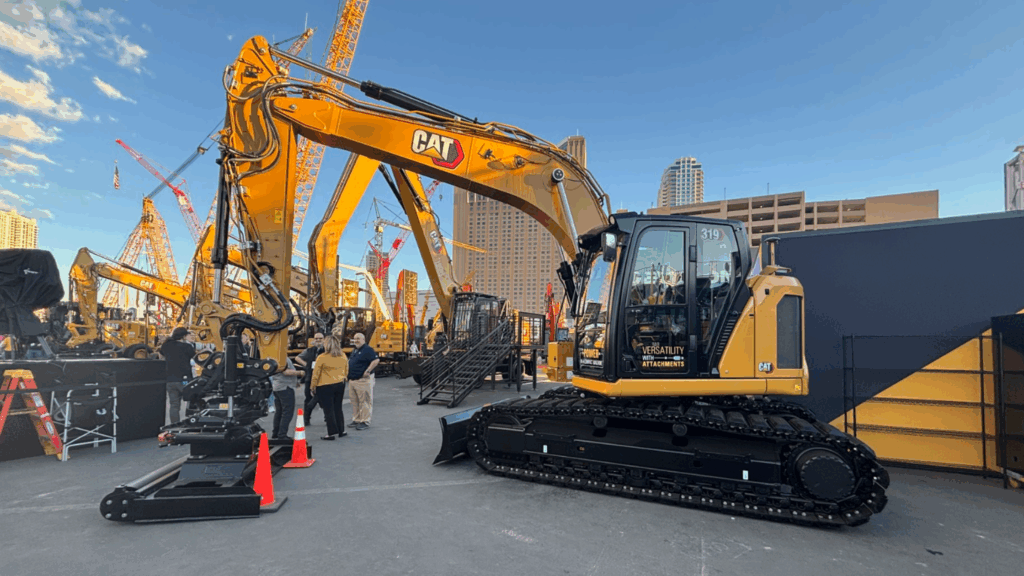 Cat 319 excavator