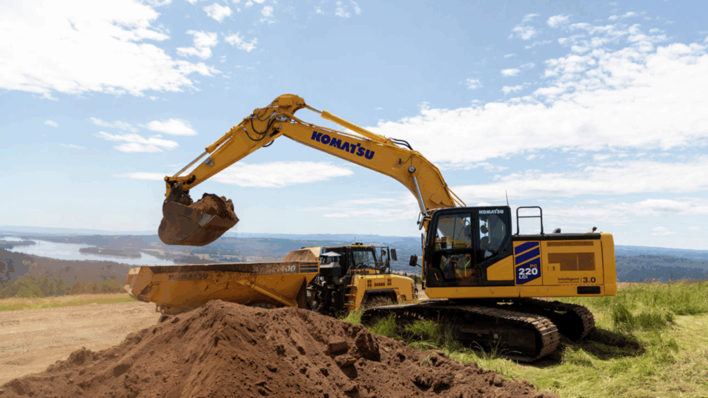 Komatsu unveils next-generation equipment at CONEXPO 2026 2 PC220LCi 12