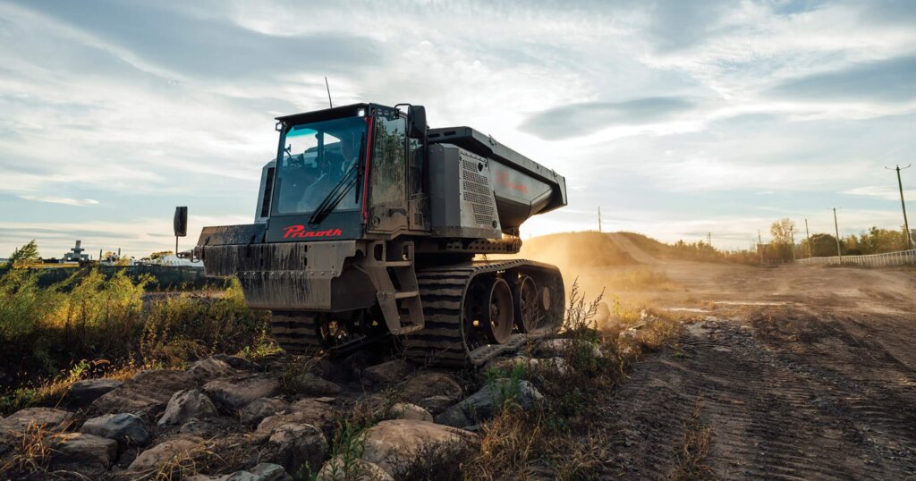 Prinoth Panther T23r with PowerForce Undercarriage 1