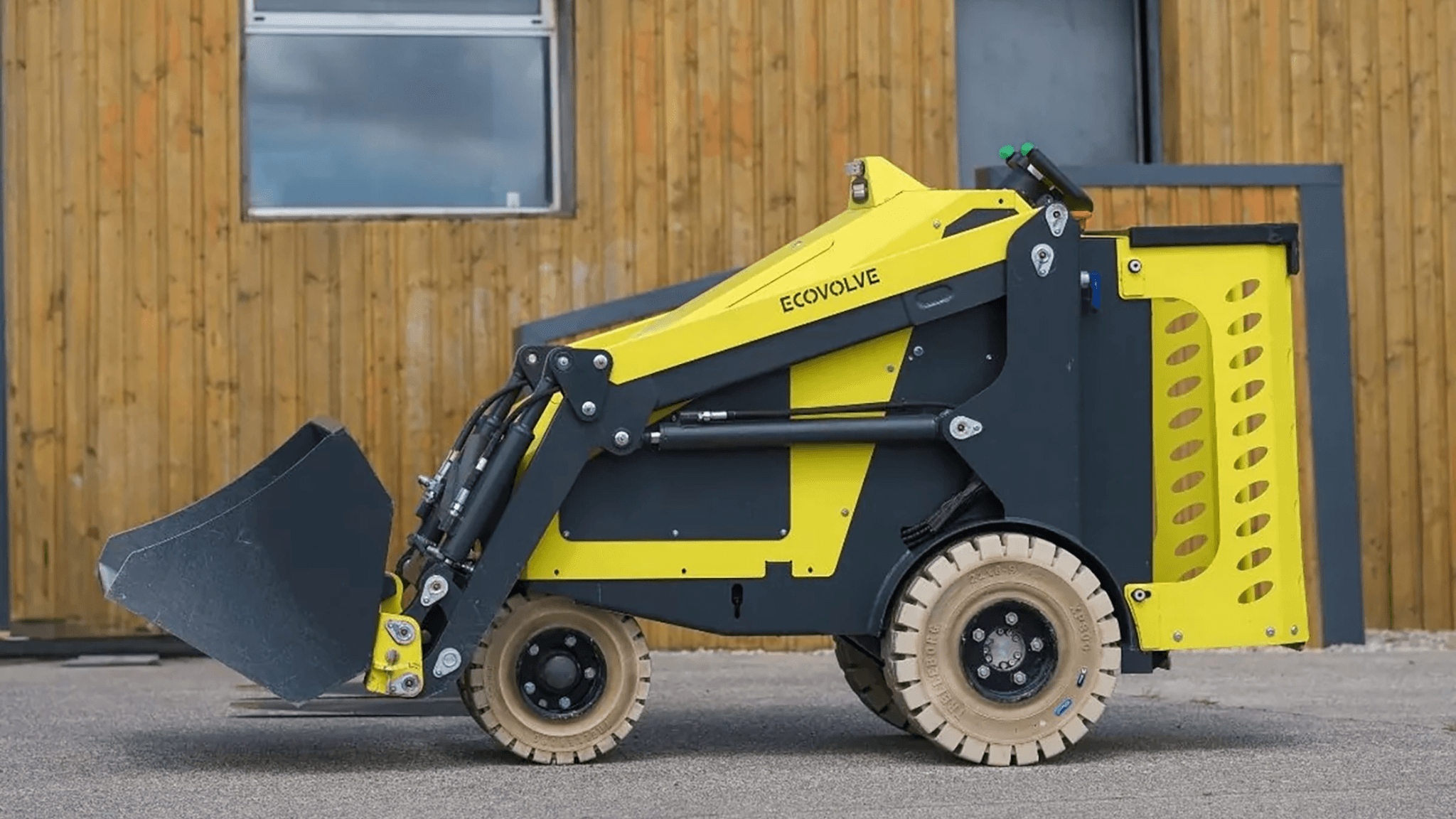 Brokk Ecovolve EL500 side view