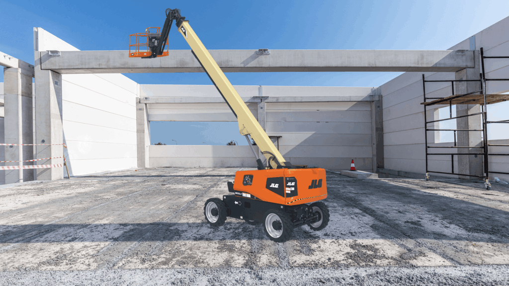 JLG’s latest 860SJ Boom Lift on display during structural construction work.