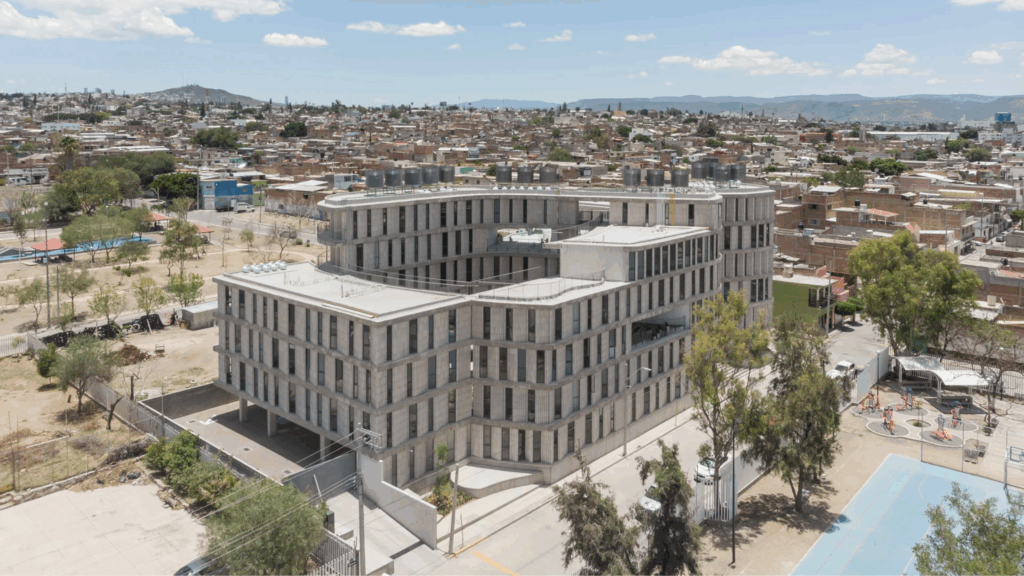 SO-IL is using open-air designs to raise the bar for construction coordination 7 Las Americas Housing
